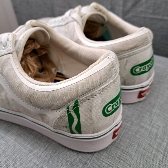 %Vans x Crayola Comfycush Old Skool White Sneakers 11 Men / A 51 - Picture 3 of 14